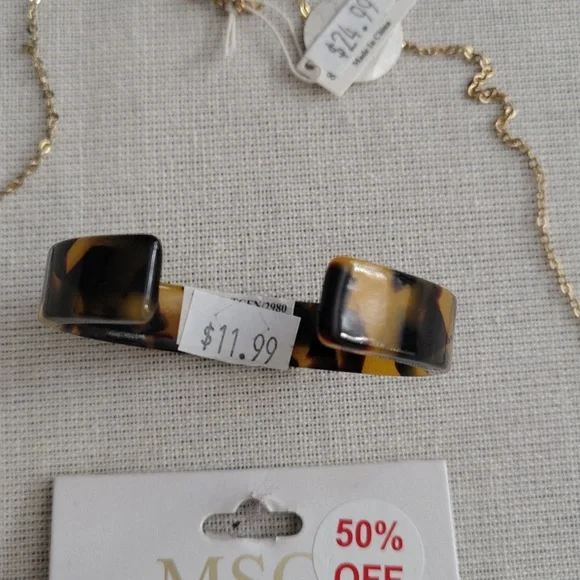 Earrings, Necklace, Bracelet Set By Mainstreet Collection NWT Animal Print Round - Picture 6 of 8